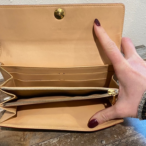 Louis Vuitton Black Murakami Multicolor Monogram Sarah Wallet - Picture 6 of 13